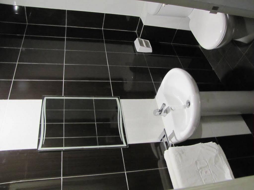 Park Hotel Kota Kinabalu Eksteriør bilde